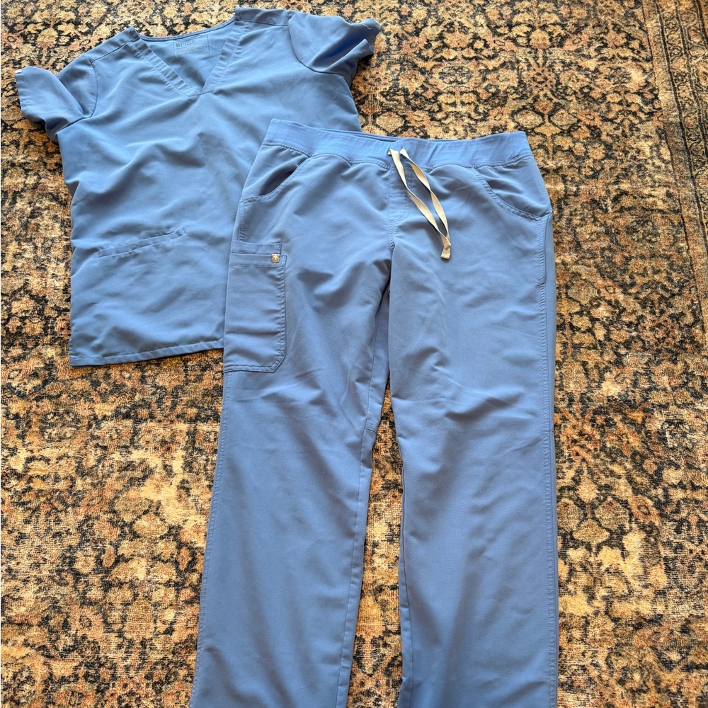 Figs Scrub Set